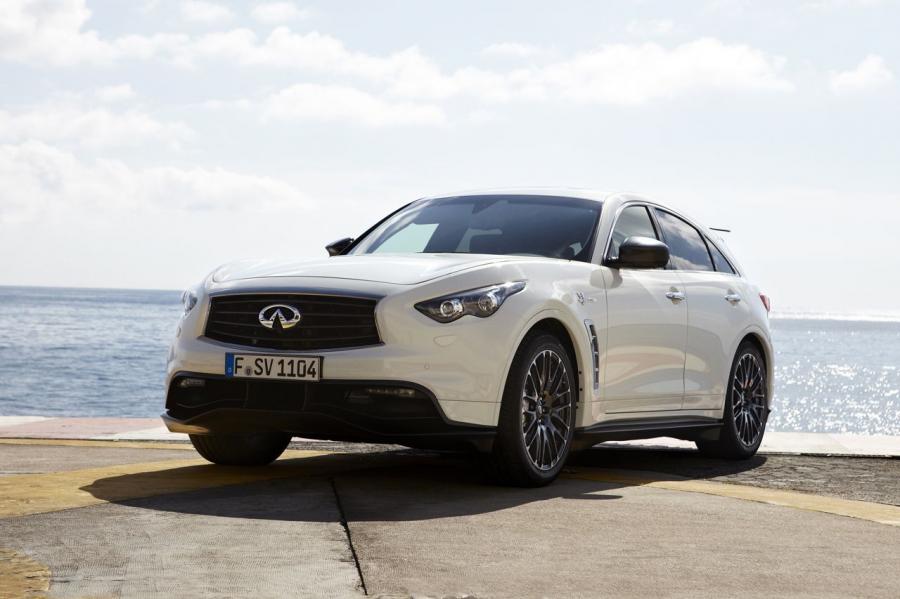  Infiniti FX50 S Sebastian Vettel Edition 2011 года  (фото 16 из 74)